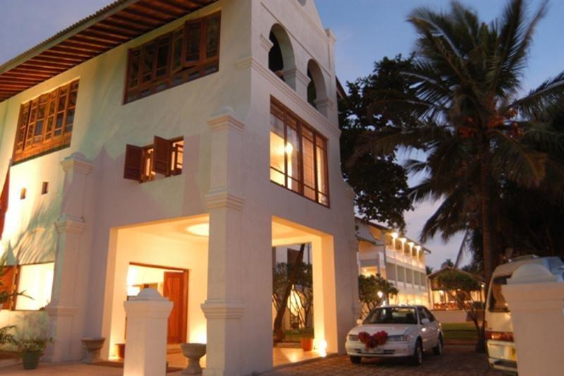 Hotel Sunset Beach Negombo Exterior foto